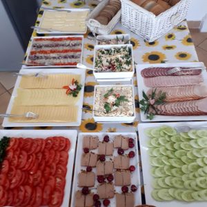 wyżywienie tasarz rewal - obozy sportowe